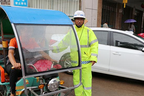 中国长安网|痛悼！再过4天就要领证，这位辅警却永远离开了……