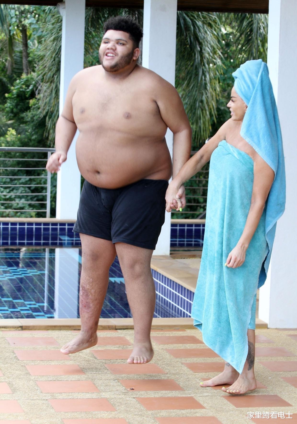 |“再吃就没命了”!女星为400磅儿子减肥,冰箱上锁气到混血娃撞墙