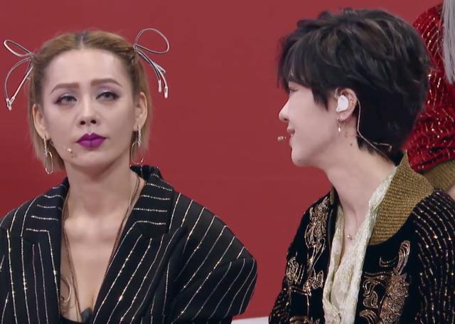 王霏霏|《乘风破浪》王霏霏遭宁静冷眼对待太尴尬,两人隐藏矛盾不可避免