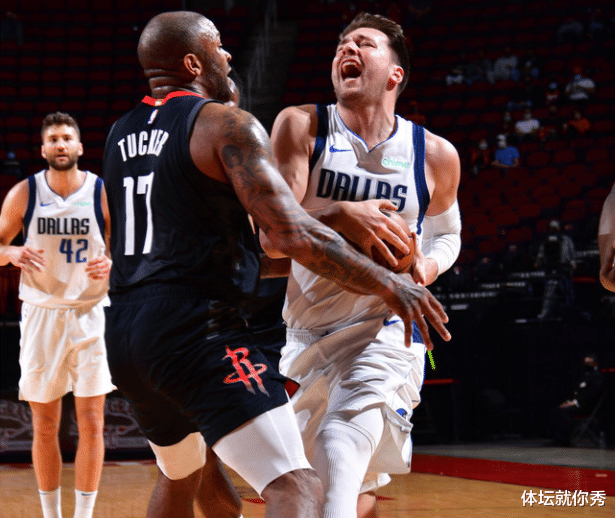 火箭队|0+4+0+0+0！火箭耻辱惨败，哈登侍卫仅剩1次出手，难怪不给他合同