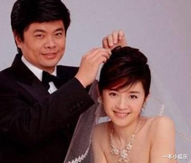 许戈辉|她被称倪萍接班人，挺孕肚挤走原配嫁亿万豪门，今52岁冻龄似少女