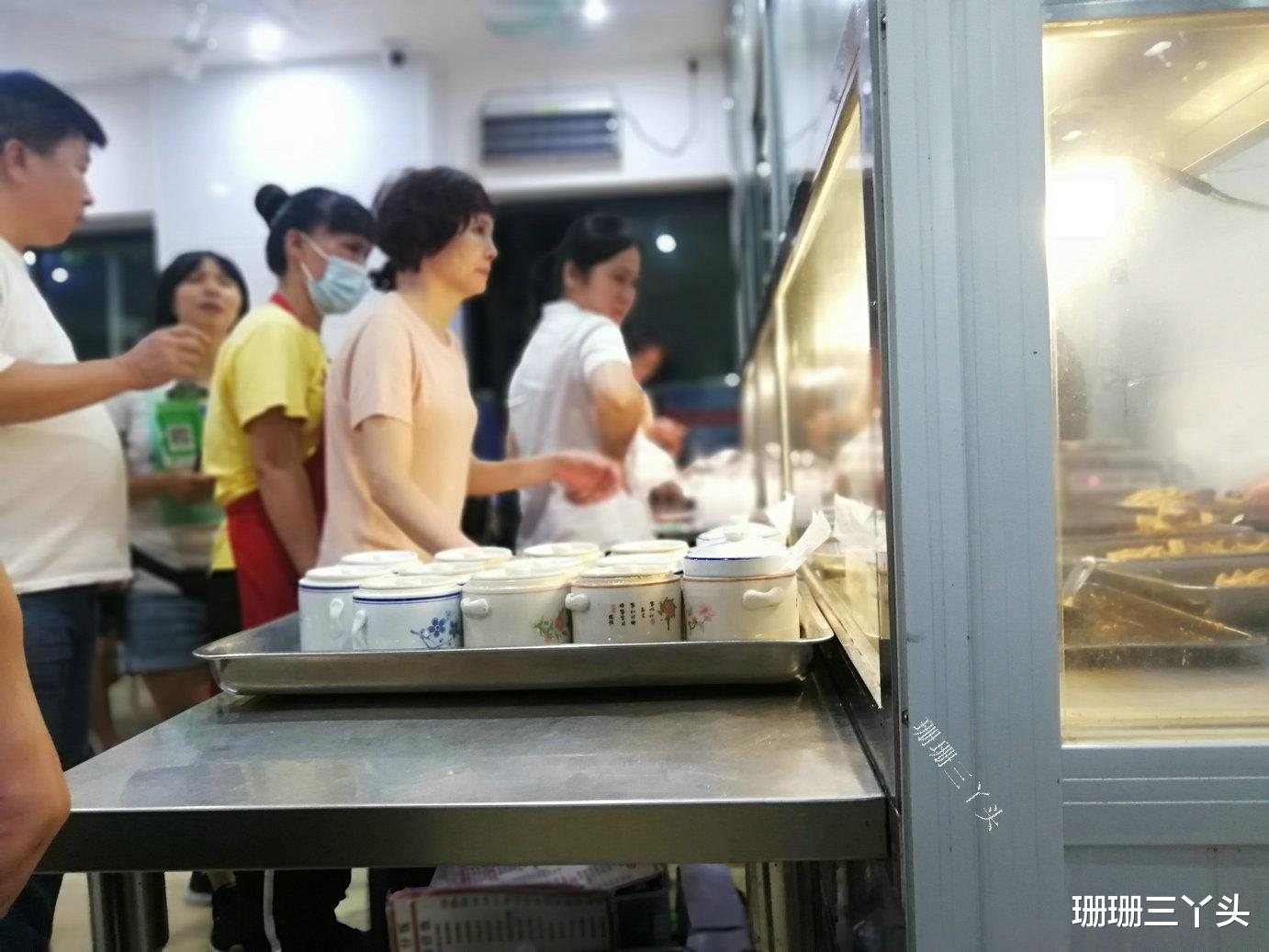 湛江|游客在湛江品尝“白切鸭”，疑惑：做法与“白切鸡”完全相反？