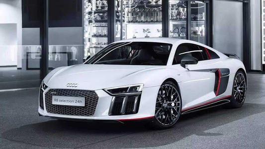 『红旗』买车不买白色? 交警教你一句买车“顺口溜”, 照着买不会有错!