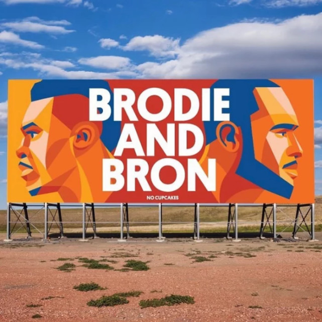 勒布朗·詹姆斯|两年前詹姆斯离开骑士队，联盟其它29支球队什么反应？都在抢人