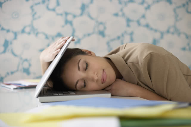 「」刚开始减肥，遇到这些身体不适，很难坚持下去，导致减肥失败