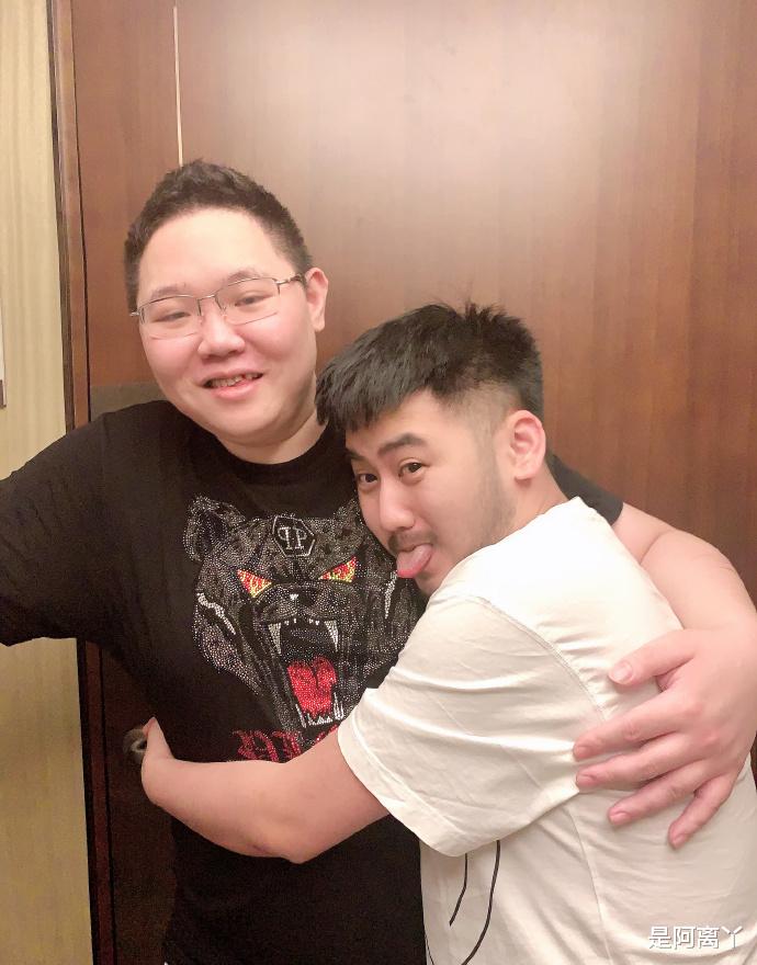 电子竞技|他因为“开挂”被迫离开了职业比赛,曾经的狙神化身为白给少年!