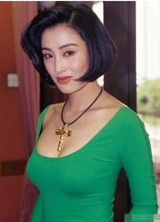 三十而已|52岁张敏近照曝光，曾经的丰润迷人到现在精瘦健康，这样的转变网友难过