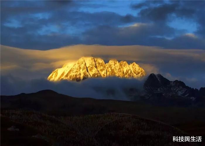 「科学家」历史上出现的2起案例，或关乎平行世界，科学家也无力解释！