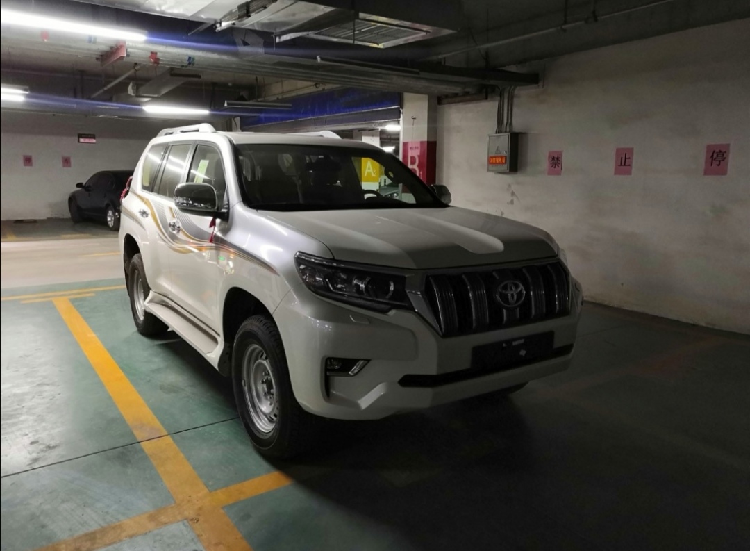 丰田普拉多：42万落地入手丐版2700普拉多，圆自己曾经的梦想