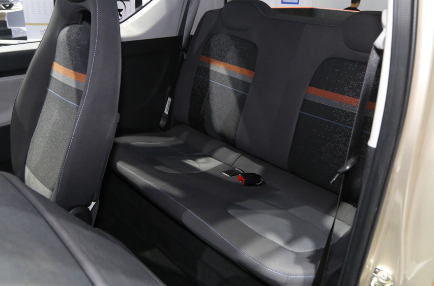 新能源|2.88W“老头乐”一炮而红，上市7天卖7000多辆，买菜、钓鱼样样行