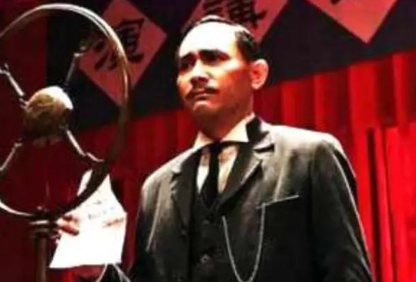 @孙先生曾预言：假如中国迁都到这三座城，便可称霸亚洲！是哪三座