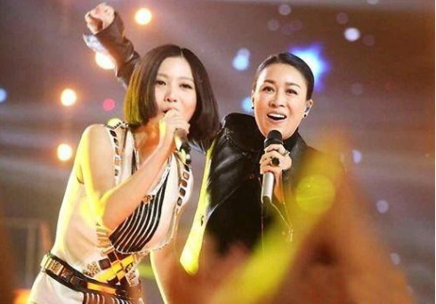 姚贝娜@姚贝娜乳腺癌早期为什么只活了三年？