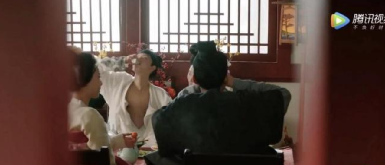 陈瑶@陈瑶在《无心法师3》裸上身反串，看了花絮才了解内幕，这波操作我服了