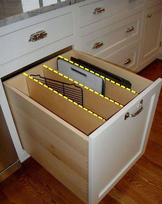 「木工」以后橱柜统统让木工这样打！竖着插进3块隔板，储物整齐容量翻倍