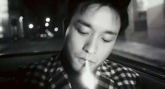 张国荣|她“毁了”张国荣一生,如今和老公开游艇出海,不老容颜令人惊叹