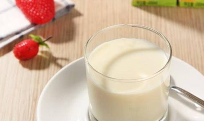 【火锅】“最解辣”的几种饮料，矿泉水最差，效果最好是“它”，你知道吗