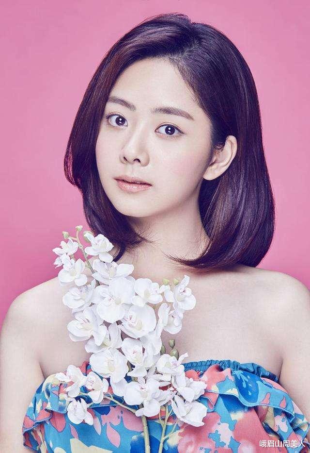 发型|女人不管多大年纪,这5款“大妈发型”千万别留,容易显老还伤发