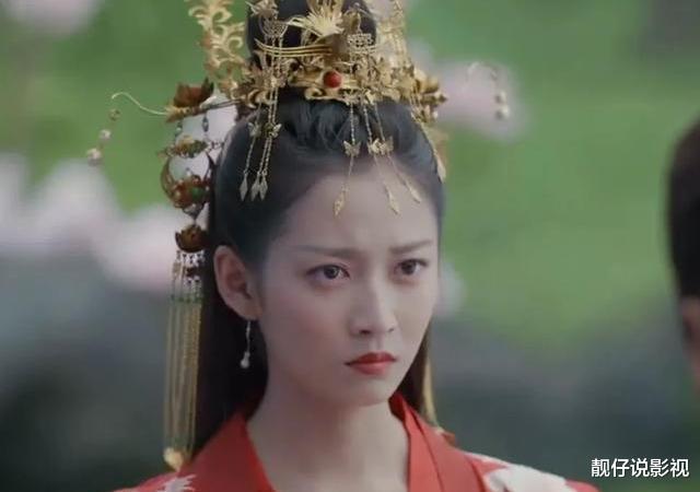 陈钰琪：谁说陈钰琪古装千篇一律？看看这件婚服，美出了新高度