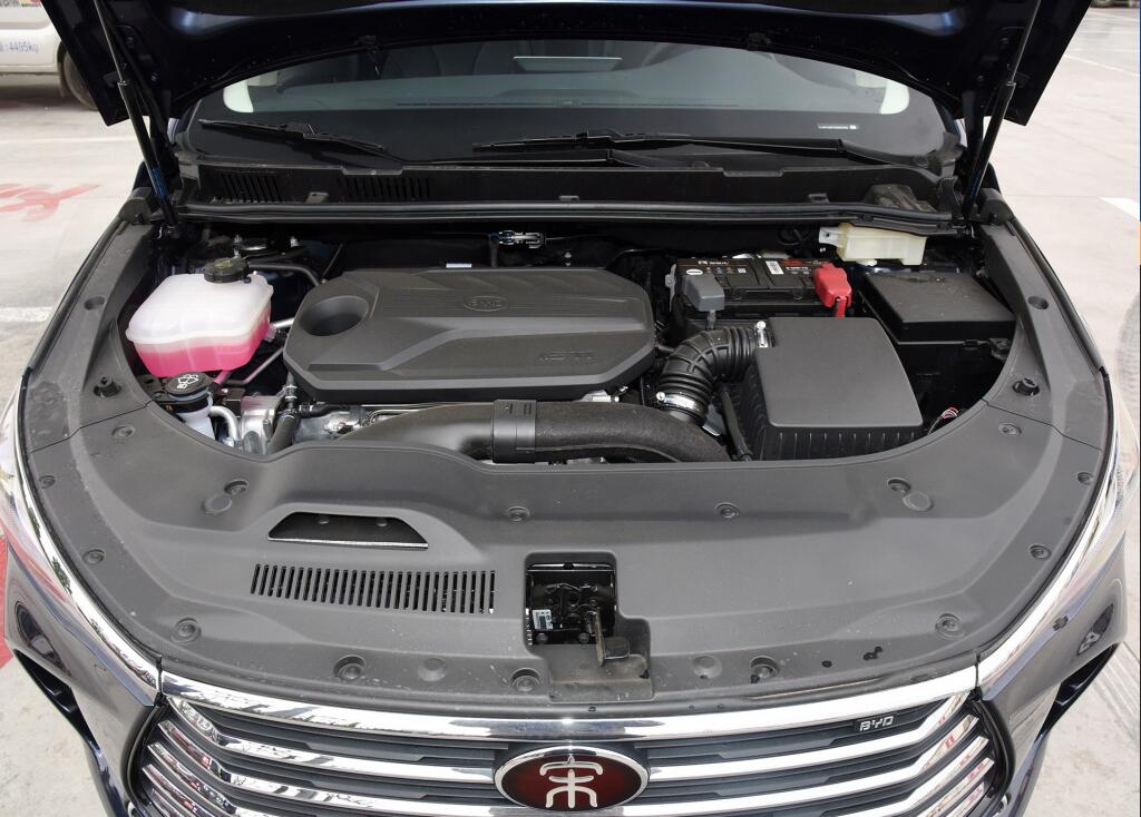 宝马5系|从当红炸子鸡到“无人问津”，这辆车突然就不香了，7.79万起售！