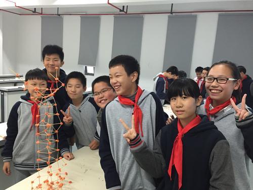 「仗义执言」白岩松谈高考,仗义执言,听完受益匪浅