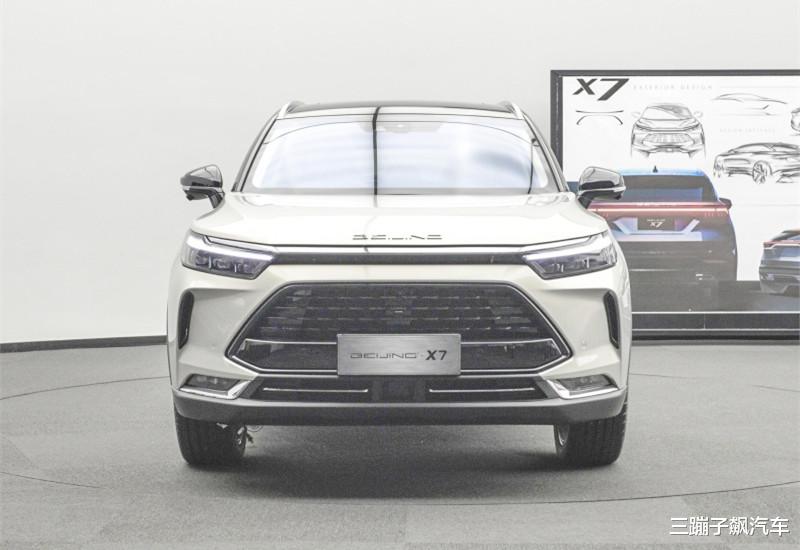 [买车]再等等！国产“X7”即将上市，一看预售价，车友：排队买车节奏！
