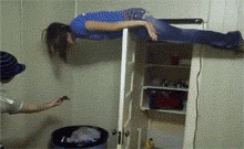 小姐姐|“姓张的还有比张三丰更出名的吗?”哈哈哈哈哈网友神评赢了!