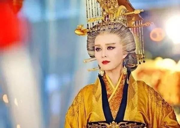 武则天|武则天退位前为何把江山还给李家?不是她傻,而是发现了一个秘密