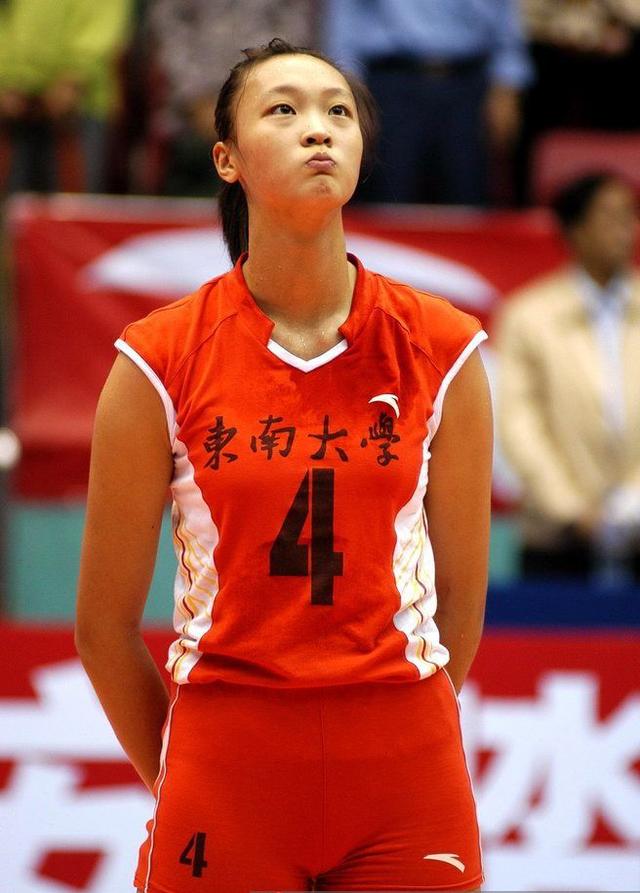 惠若琪|女排前队长惠若琪，与丈夫身高差好萌，结婚两年无儿女未孕有原因