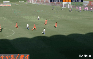 「山东鲁能」鲁能中场铁三角获肯定,老莫当爹又当妈,最大收获是越来越黑的他