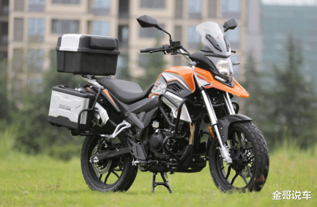 休旅车|圆了不少人的摩旅梦，解析赛科龙拉力车，续航400KM，售价12580元