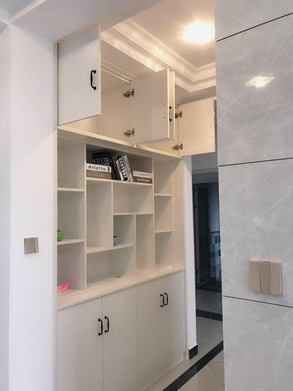 @老公坚持在过道打柜子!一进屋被迷住了,电视墙真心喜欢,谁见过