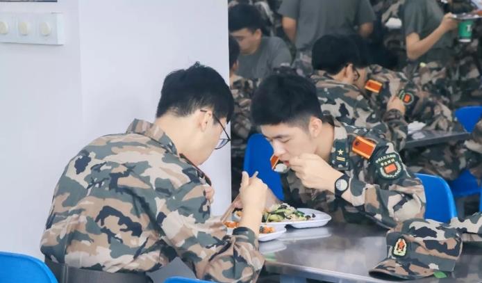 [高考]2020年高考选择军校，却没有军籍，还值得报考吗？