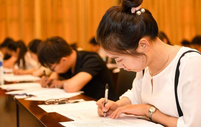 招生|高考:“阴盛阳衰”的76个专业,女生“泛滥”,男生却很吃香!