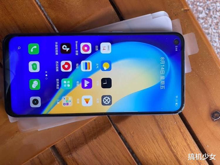 5g手机|不超过1500元，两款6GB+128GB的5G手机，学生党换机不错的选择