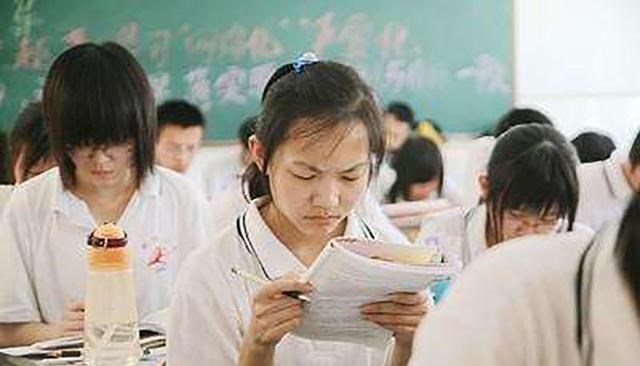 「」高考“交白卷”,写8000字长文批判中国高考,14年后的她怎样了?