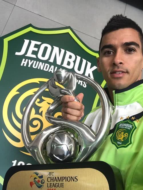 山东鲁能▲晚上10点，鲁能争冠再获利好！亚冠MVP级外援自由身加盟，名记：超值