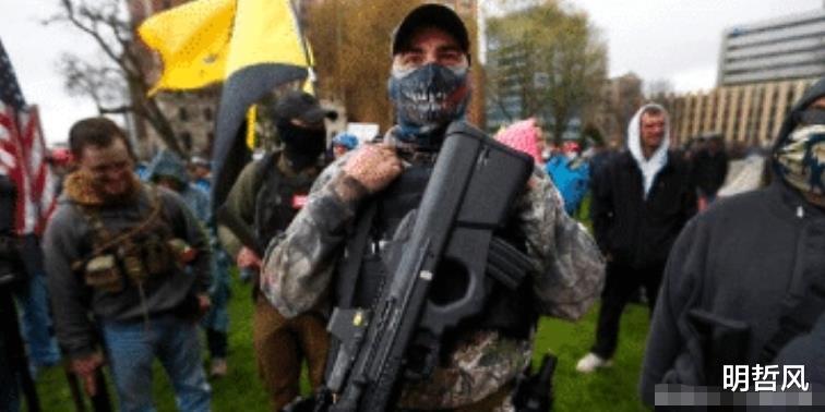 美国：噩耗！截至5月5日11时，美国内乱疫情双双爆发，特朗普想哭也晚了