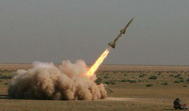 【伊朗】最新航母杀手亮相，射程覆盖整个海峡，美军航母还敢叫嚣吗？