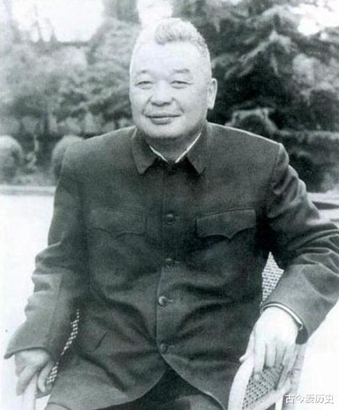 ##陕北红军创始人之一，55年只评大校，主席：最起码也是个少将！