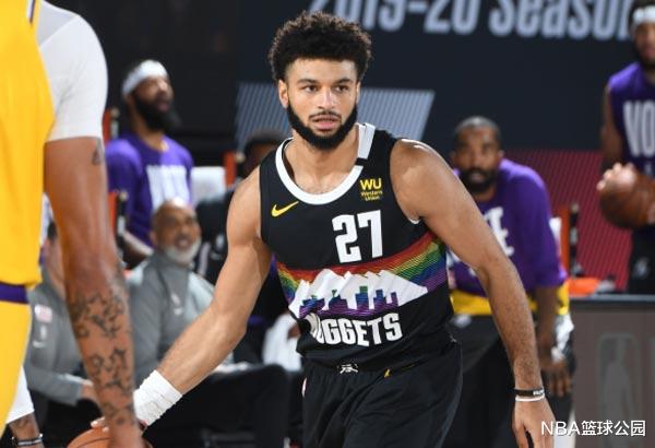 穆雷|厉害啊！场均27+5+6，赢得詹姆斯尊重，他比英格拉姆强在哪里？