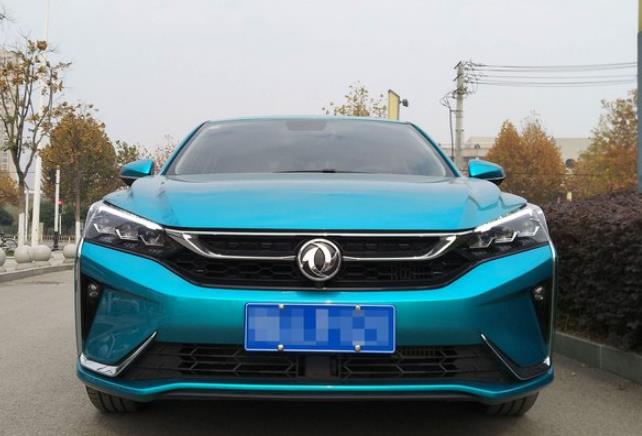 「新车」国产再添“新颜兽”新车比思域还时尚，配名牌1.5T+LED，仅8万起