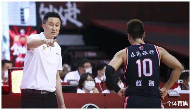 广东男篮|瞒天过海!杜锋输球还笑,广东压根没想赢?易建联恢复时间需两周