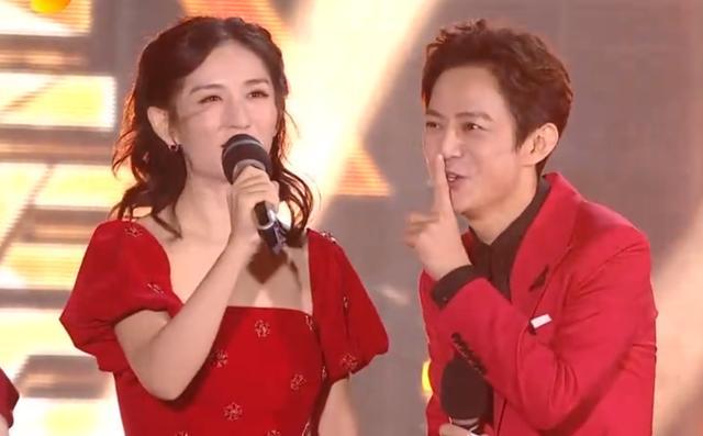 谢娜|从“当红主持人”到“万人唾弃”，如今的谢娜，为何这么讨厌了？