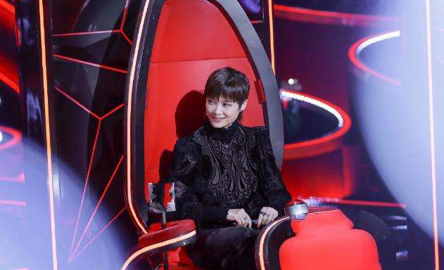 歌唱节目|好声音的8位冠军，真正走红的只有她，2名季亚军却成为“好声音门面”！