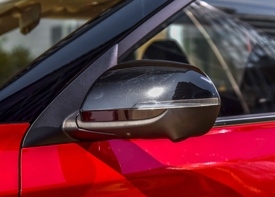 【起亚汽车】起亚亮出“小路虎”！10W公里不怕坏，入门8档CVT油耗5.4L，9W出头