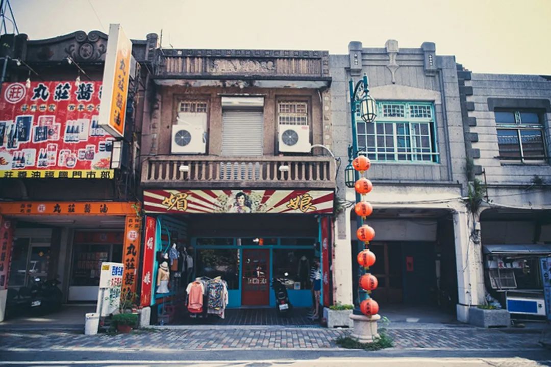 上海市|张信哲与他收藏的美人们