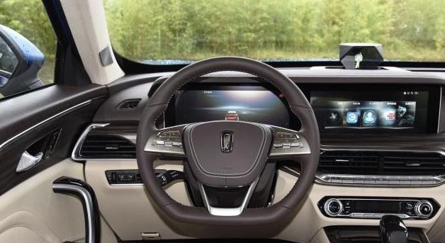 中国一汽|一汽的“撑场骄傲”，不足9万气场太强，配一体双屏，买H6后悔了