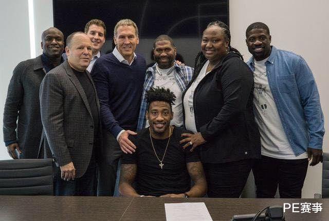 『麦迪』1130万！火箭吃回头草的代价是4个筹码，回报是13分8板2.5帽