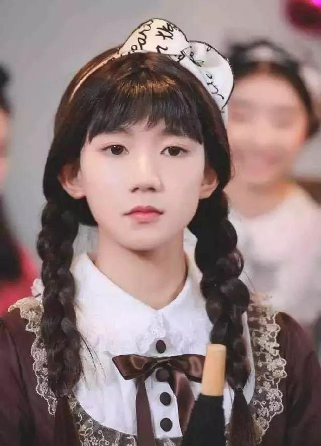 张萌|男星扮女装，张卫健我忍了，吴京我也忍了，而他真的让我忍无可忍