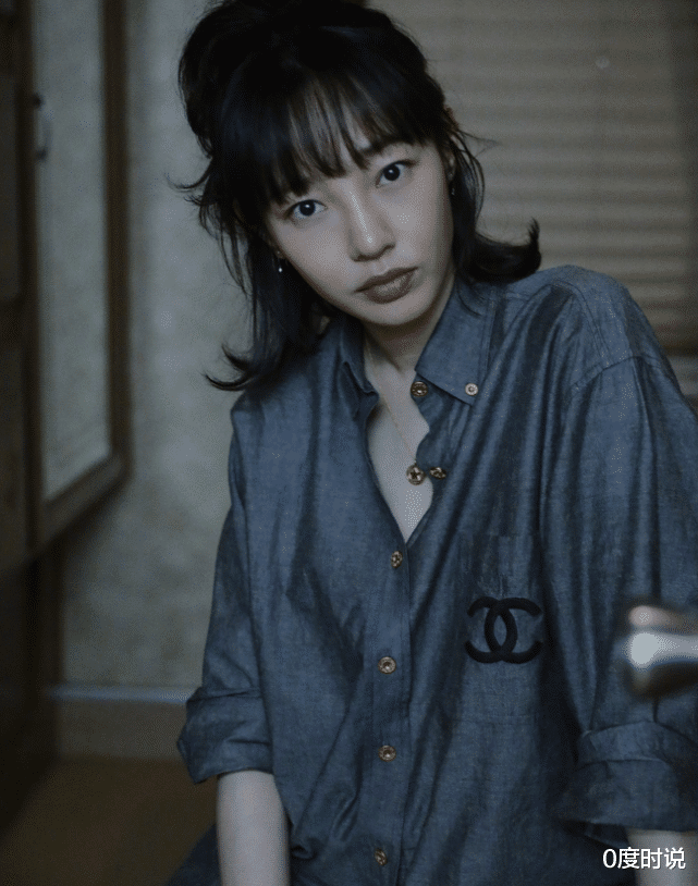短发|有种“重出江湖”叫白百何，剪短发加空气刘海，像个韩式美女